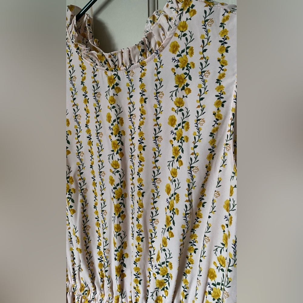 Floral Maxi Dress - Picture 3 of 6